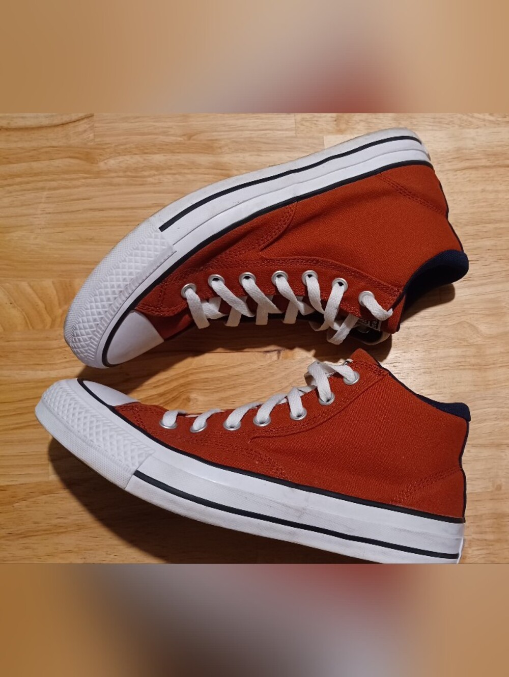 Converse Mid-Top (Rust Red) - Picture 4 of 4